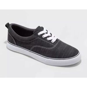 NWT Women's Molly Vulcanized Lace-Up Sneakers - Universal Thread Black  Size 8